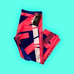 UNDER ARMOUR NWT YOUTH GIRLS CROPPED LEGGINGS HEAT GEAR EXTRA LARGE